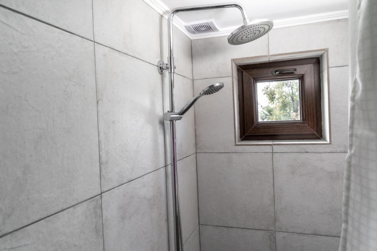 Modern Loft Lighthouse Hostel Karakol Εξωτερικό φωτογραφία