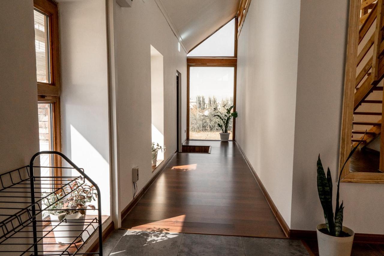 Modern Loft Lighthouse Hostel Karakol Εξωτερικό φωτογραφία