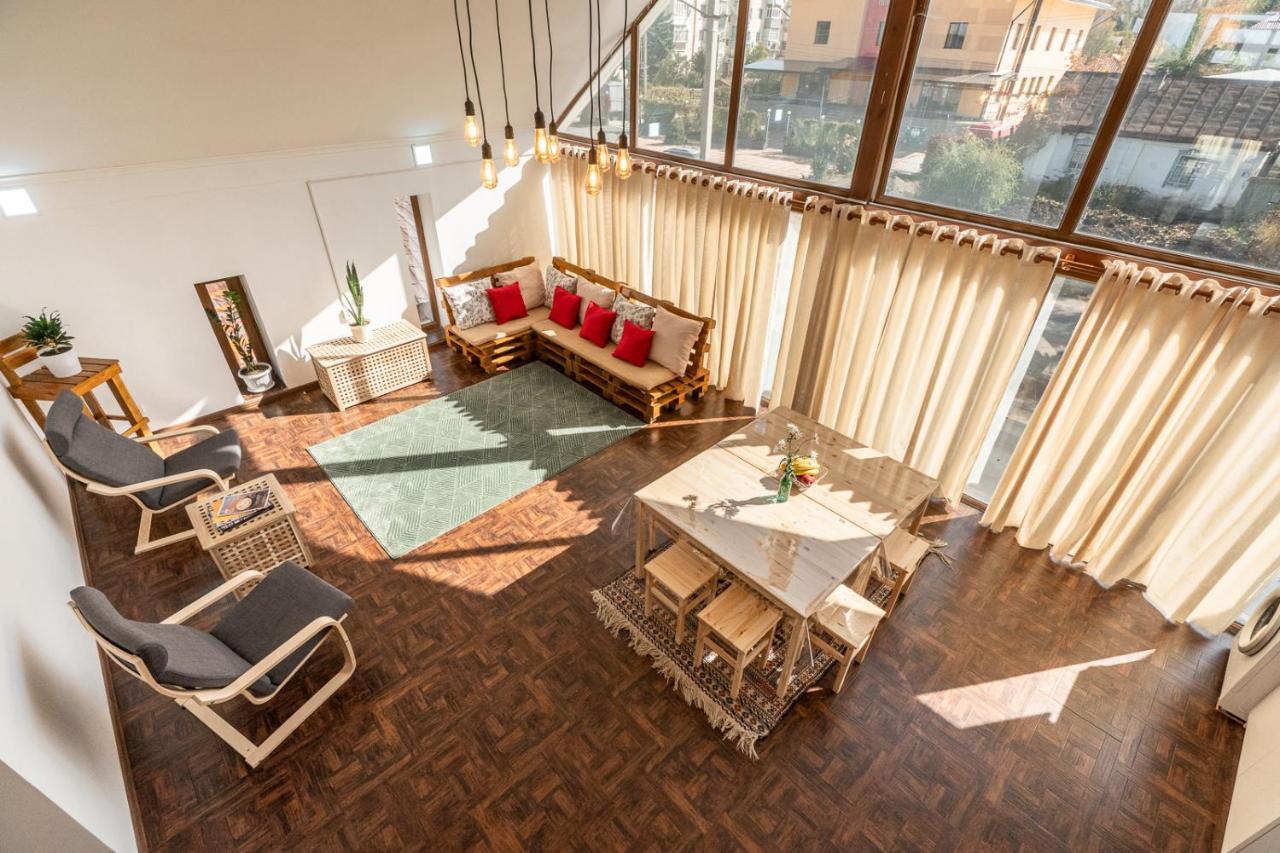 Modern Loft Lighthouse Hostel Karakol Εξωτερικό φωτογραφία